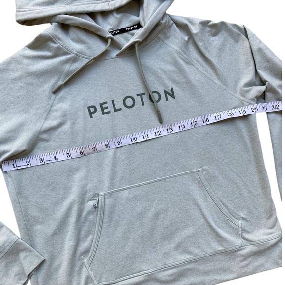 Peloton Logo Dreamsoft Pullover Hoodie Size M - Picture 4 of 4